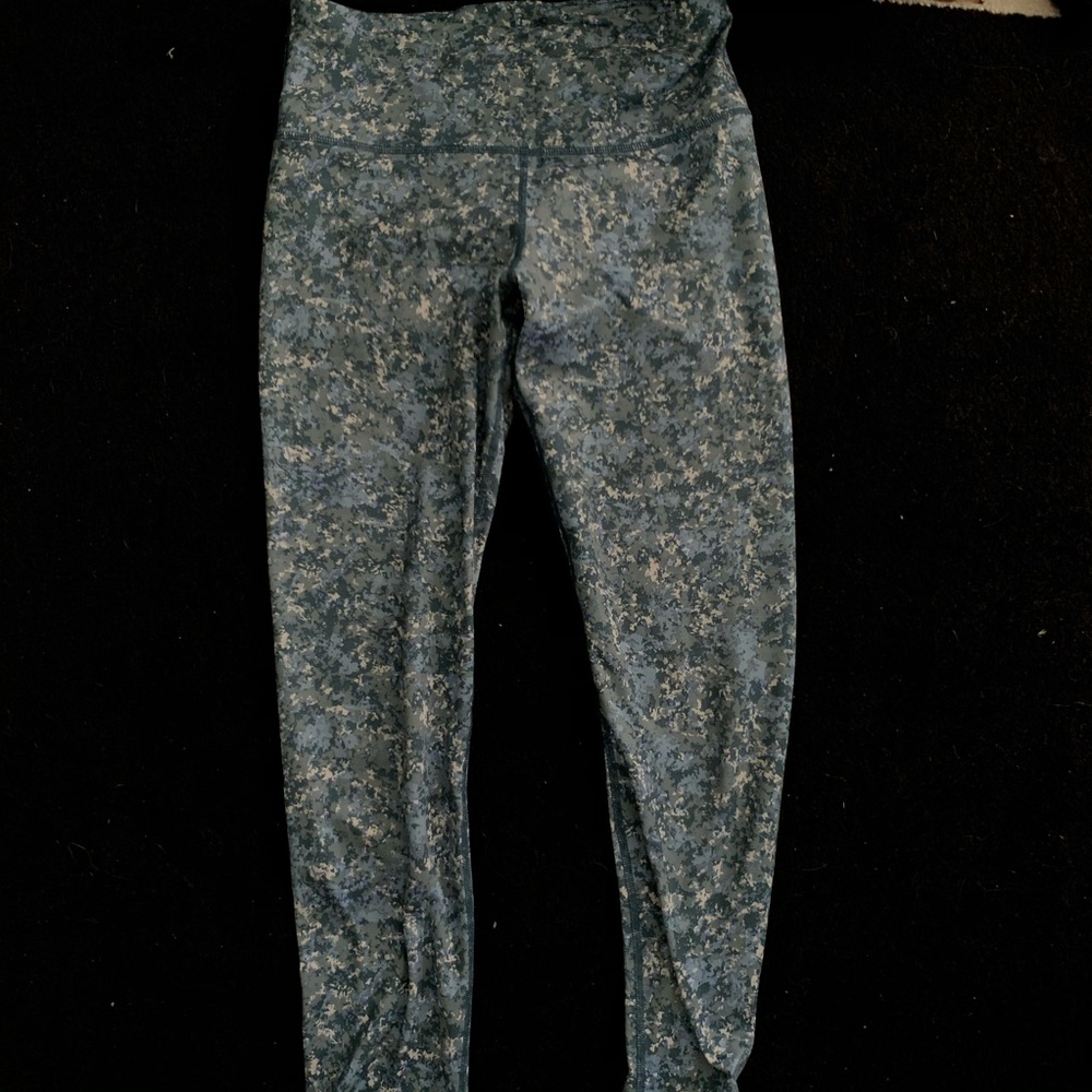 BLUE CAMO WORKOUT LEGGINGS